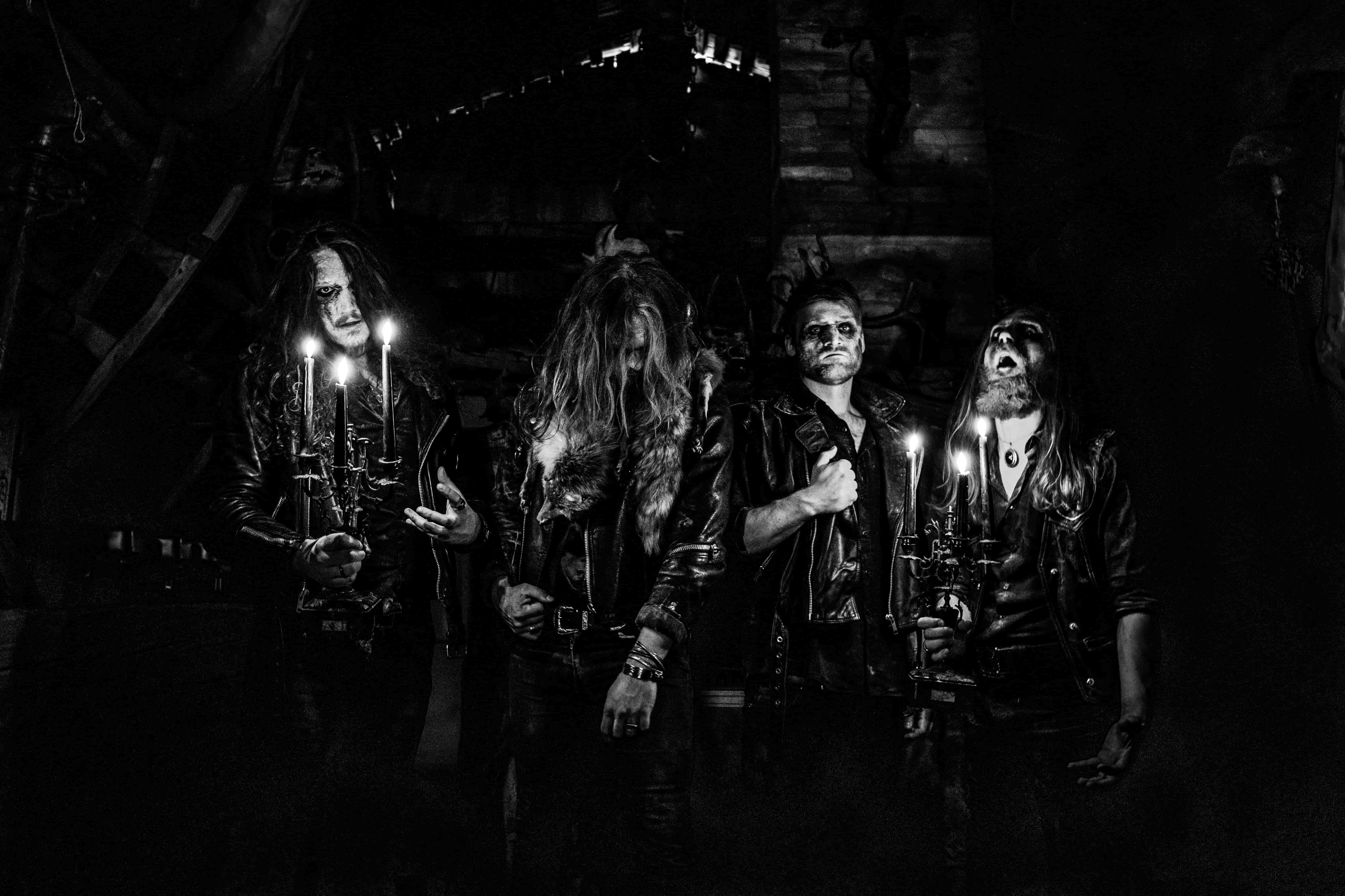 Ensanguinate band atmospheric black-and-white photo, Abtenau, Austria